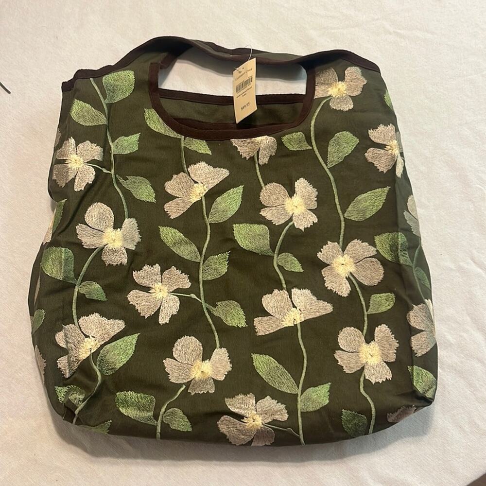 New with tags Coldwater Creek embroidered hobo bag.
